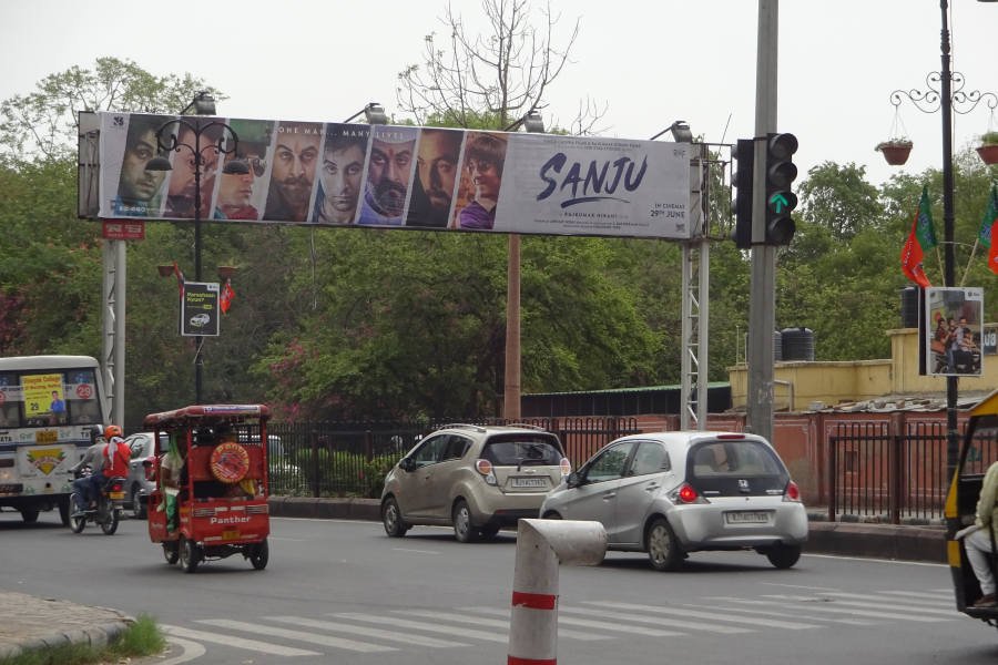 Image gallery marquee